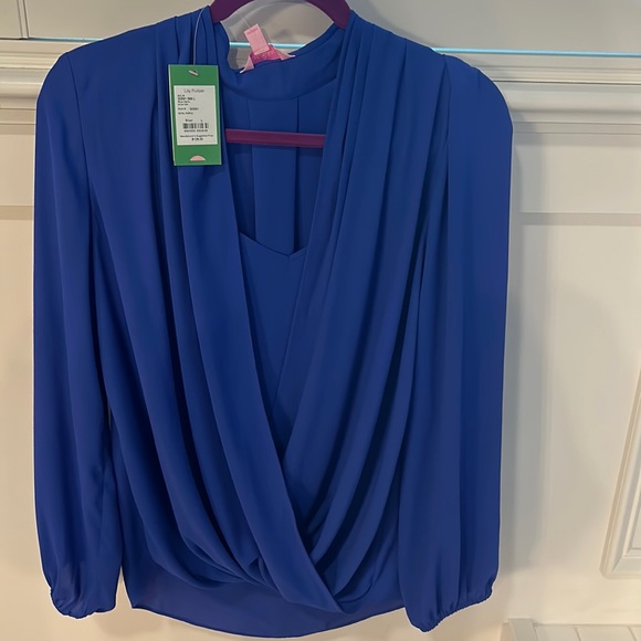 Lilly Pulitzer Tops - Beautiful blue top